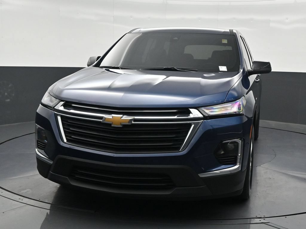 Used 2023 Chevrolet Traverse LS FWD image 9