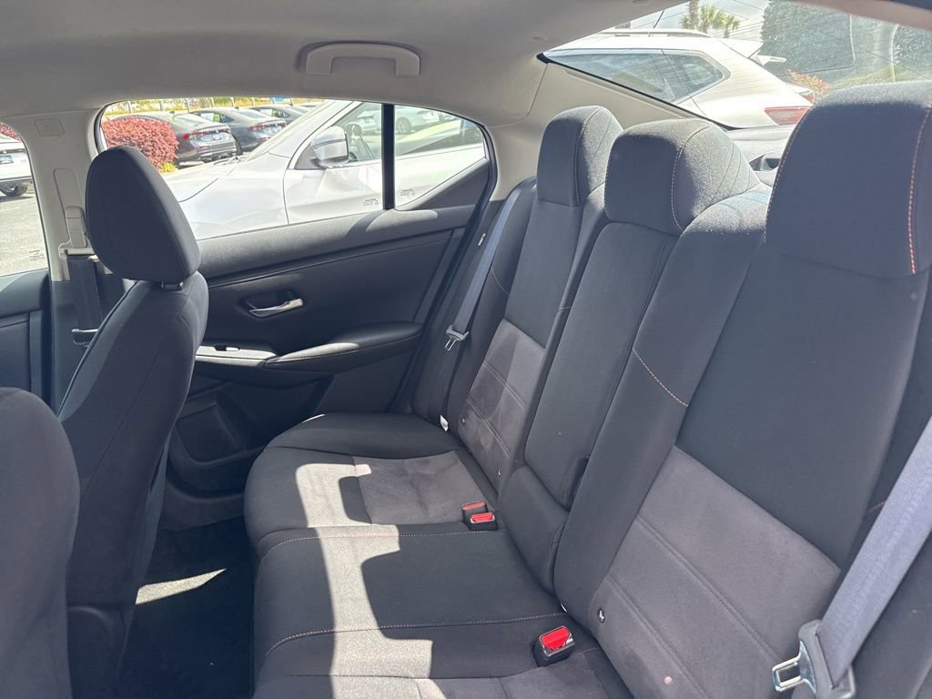 Used 2022 Nissan Sentra SR w/ Lighting Package image 10