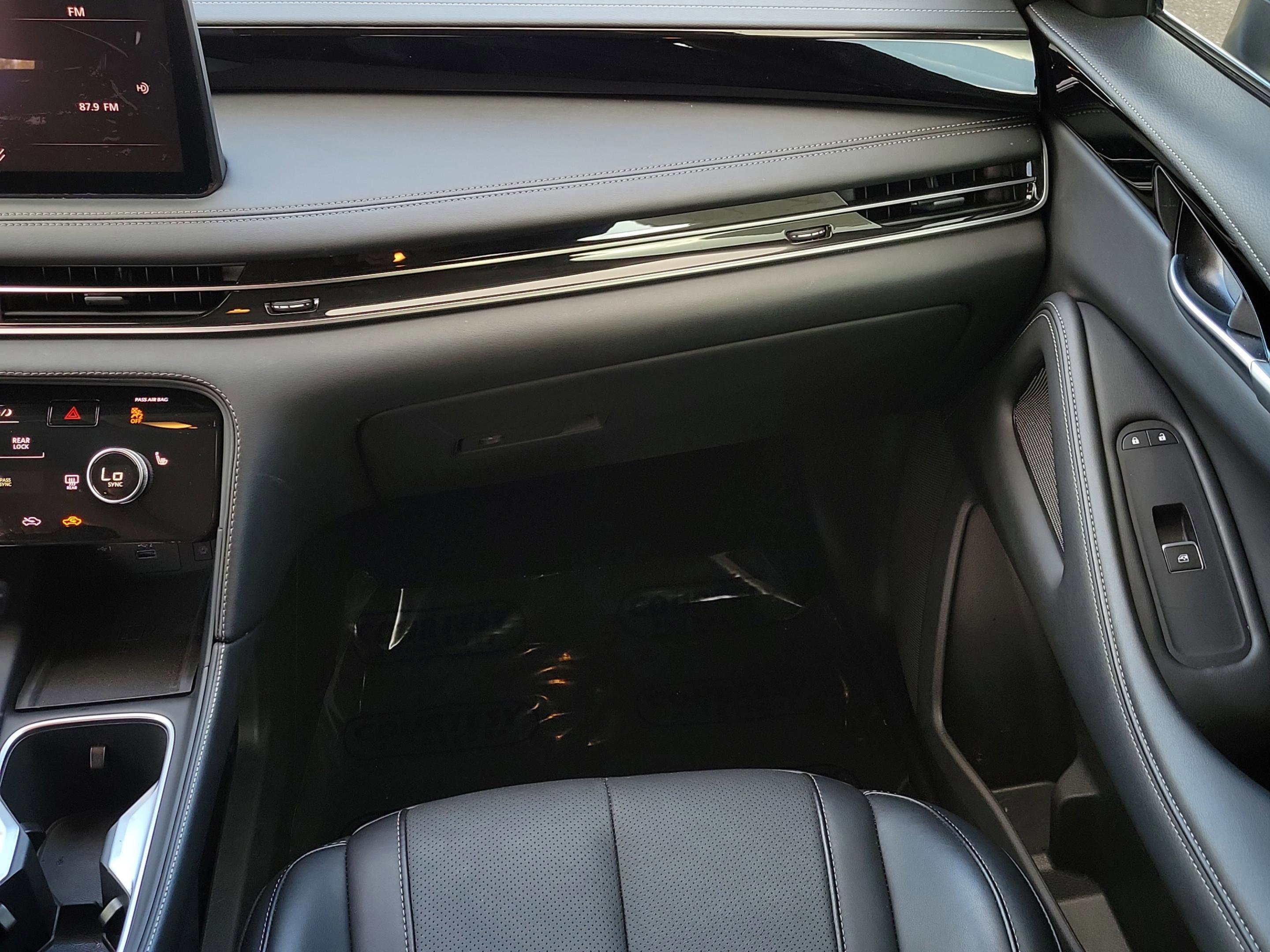 Certified 2025 INFINITI QX60 Pure image 8