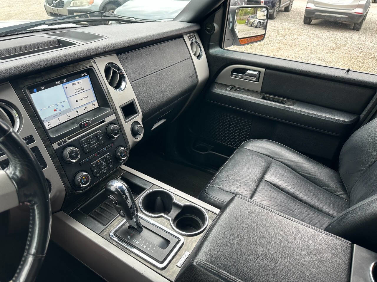 Used 2017 Ford Expedition Limited AWD/4WD image 28