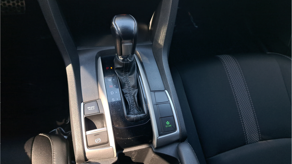 Used 2020 Honda Civic Sport image 40