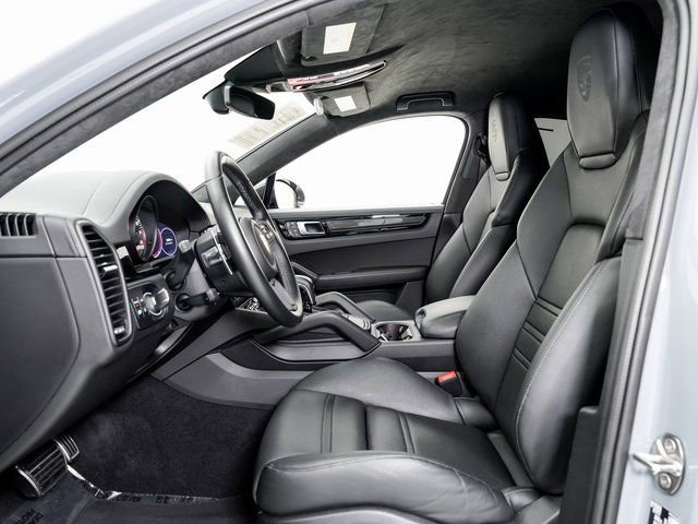Certified 2022 Porsche Cayenne Turbo GT image 8