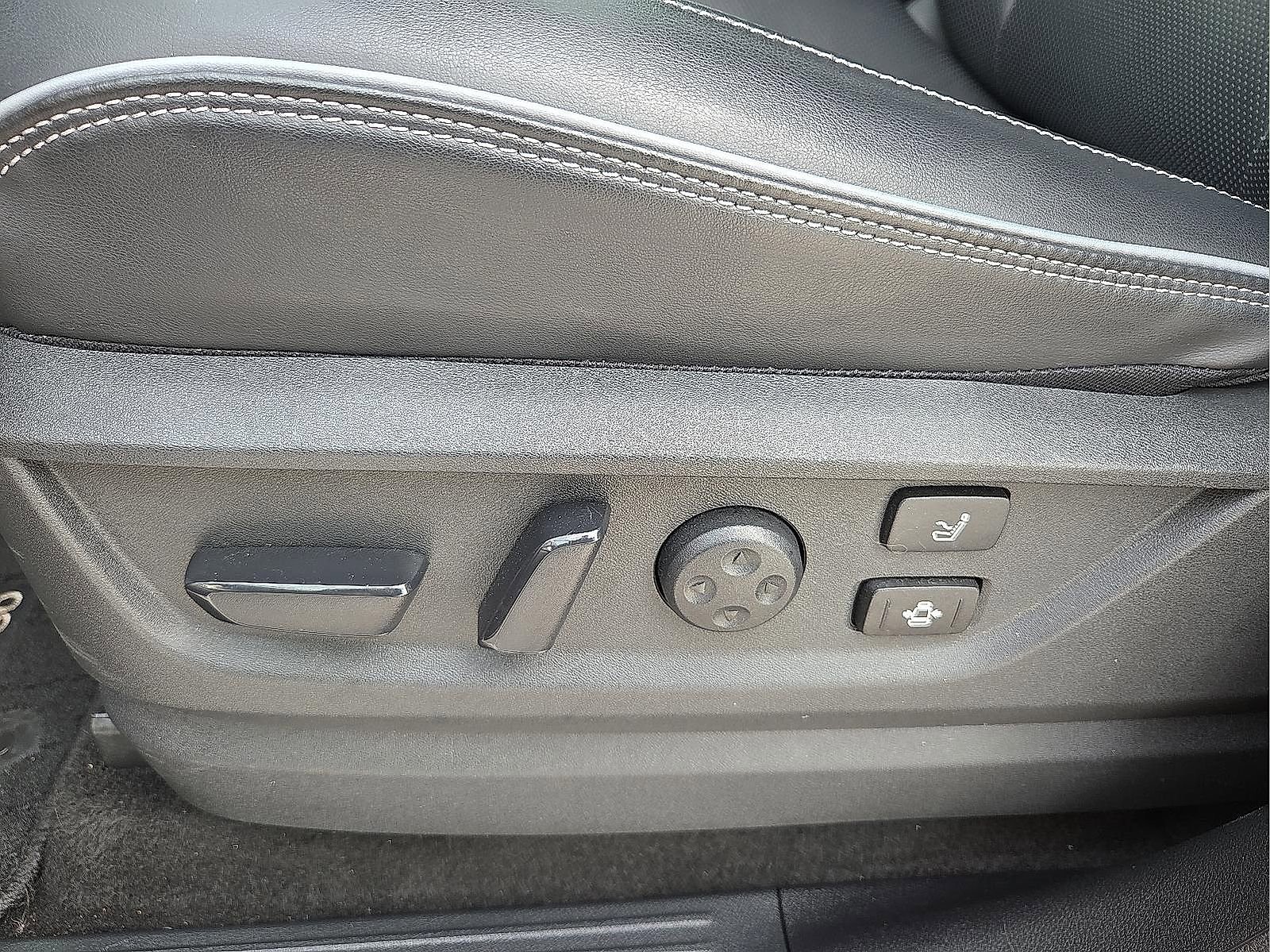 Used 2025 INFINITI QX80 Sensory AWD/4WD image 14
