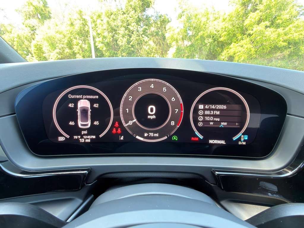 New 2026 Porsche Cayenne Coupe AWD/4WD image 11