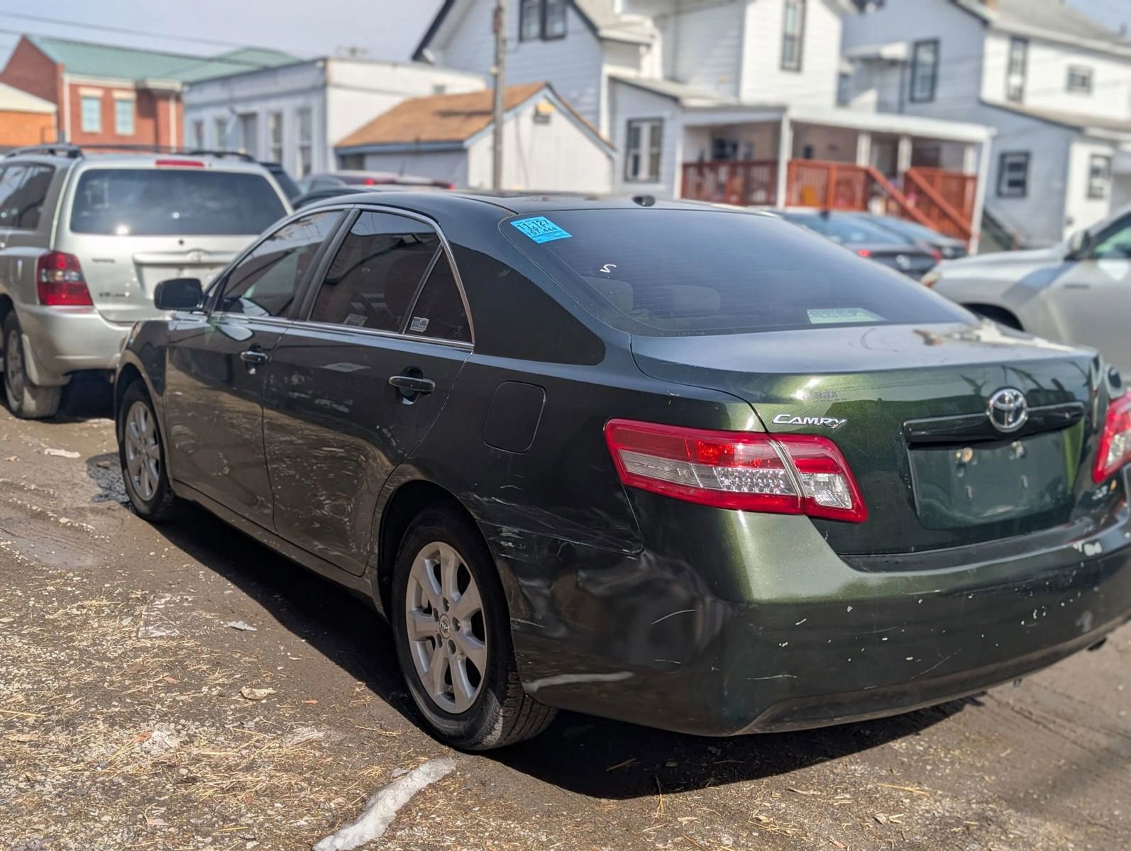 Used 2011 Toyota Camry LE w/ LE Extra-Value Pkg image 4