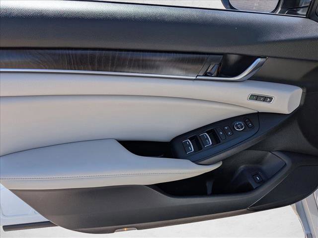 Used 2022 Honda Accord Touring image 10