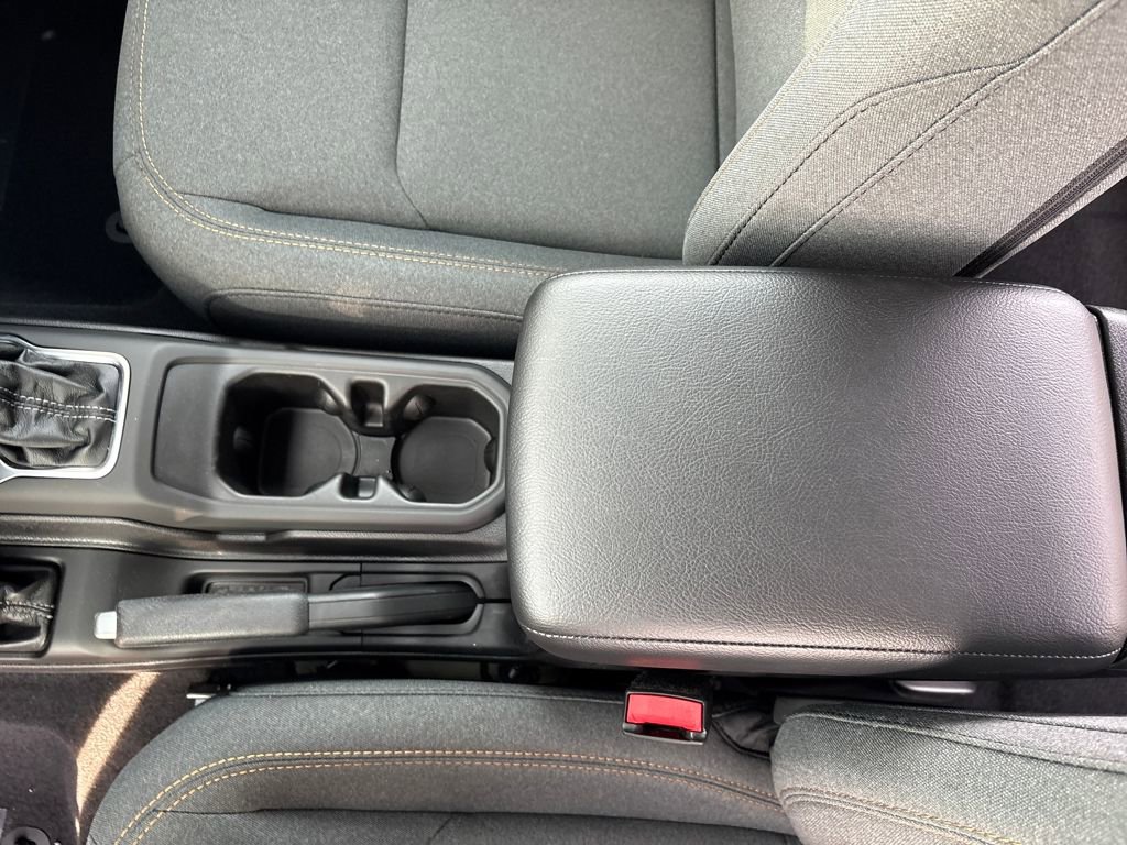 New 2026 Jeep Wrangler Sport AWD/4WD image 24