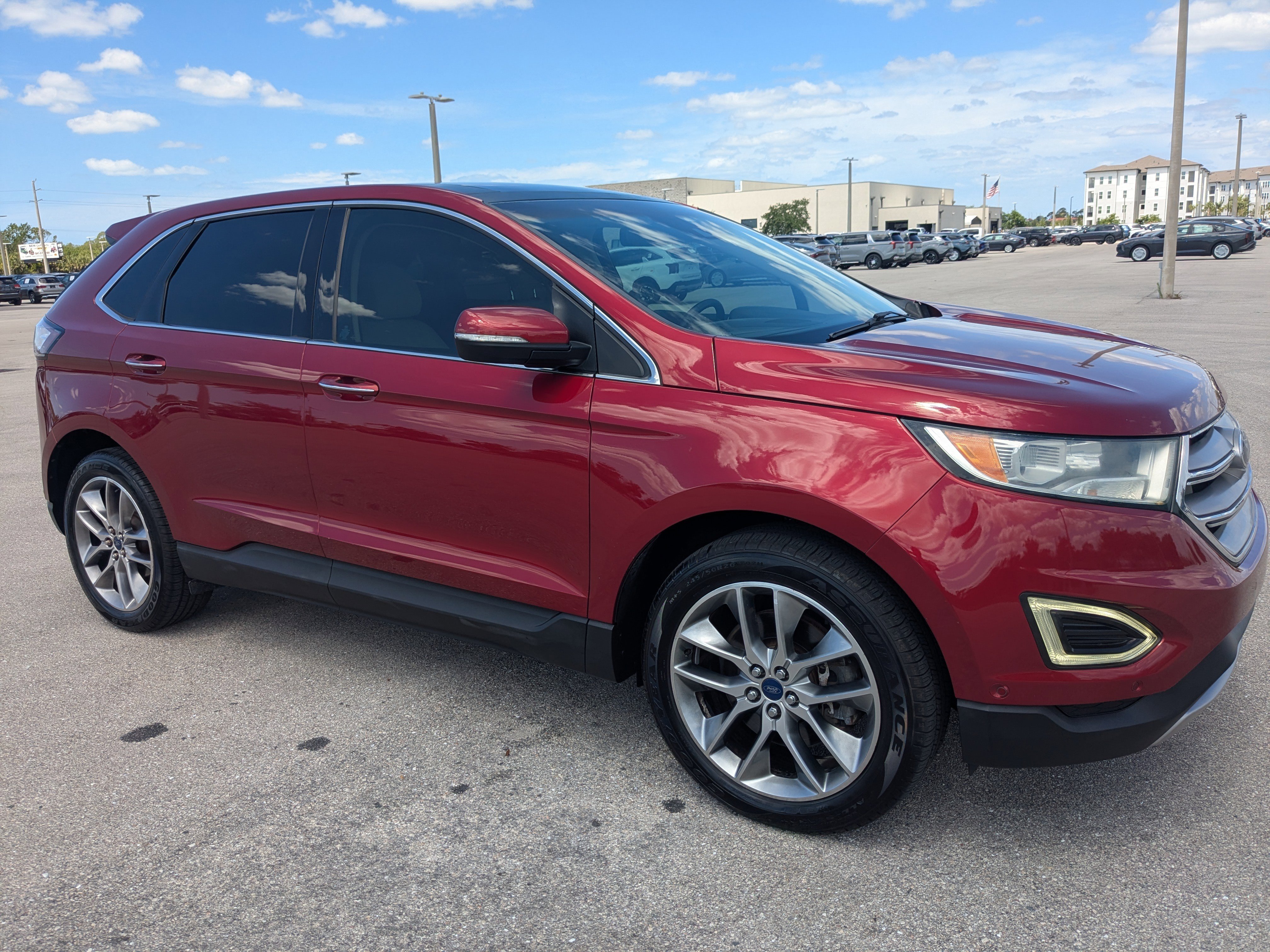 Used 2015 Ford Edge Titanium w/ Equipment Group 302A FWD image 2