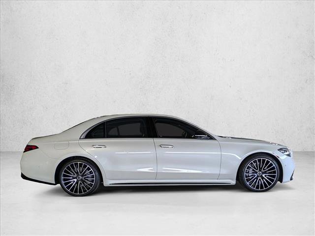 Used 2022 Mercedes-Benz S 500 S 500 image 4
