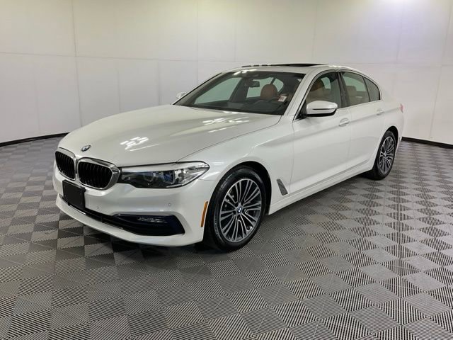 Used 2018 BMW 540i xDrive AWD/4WD image 2