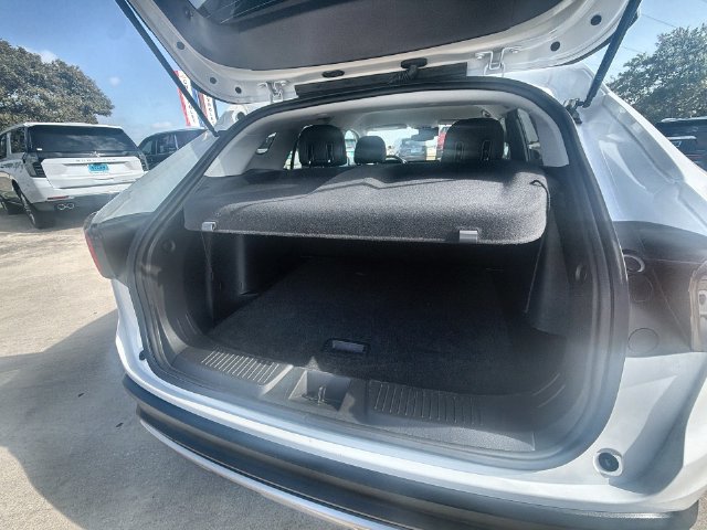 Certified 2026 Chevrolet Trax LT FWD image 24