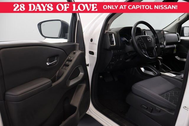 New 2025 Nissan Frontier SV image 7