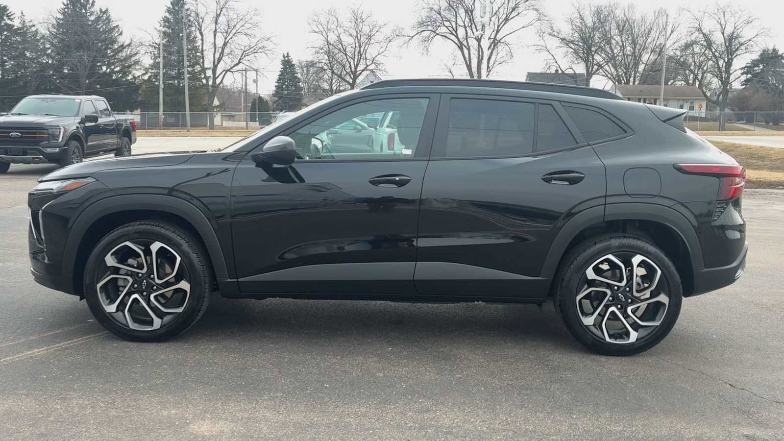 Used 2024 Chevrolet Trax RS w/ Driver Confidence Package image 5