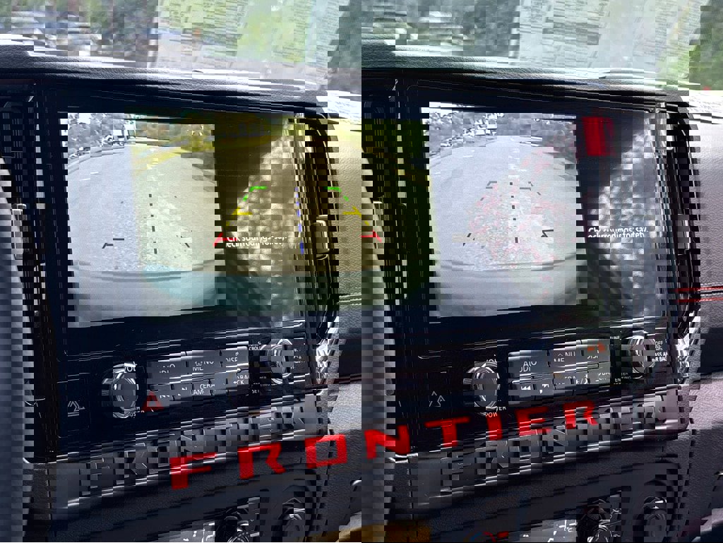 New 2025 Nissan Frontier PRO-4X w/ Black Accent Package image 8