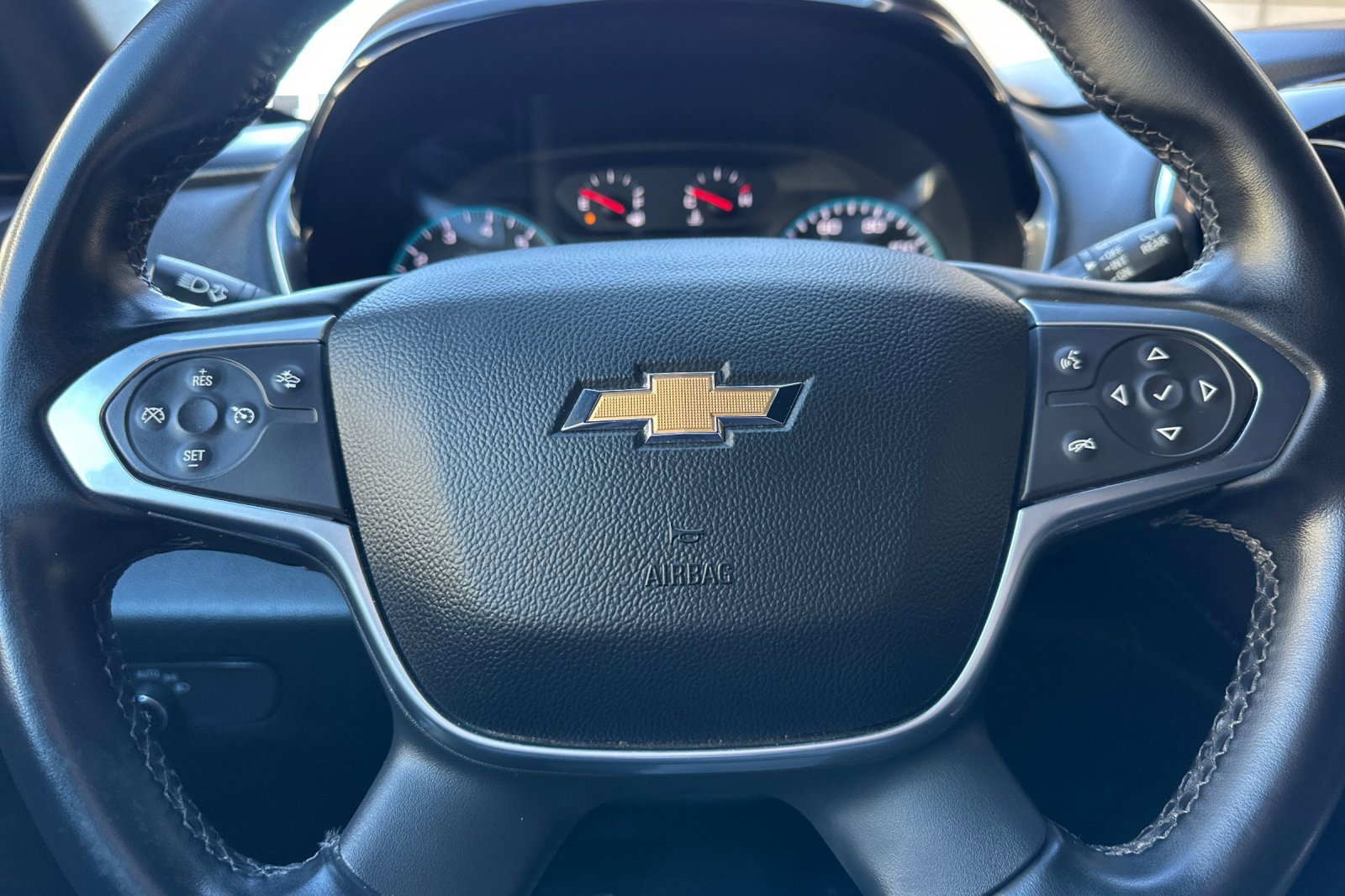 Used 2023 Chevrolet Traverse LT image 31