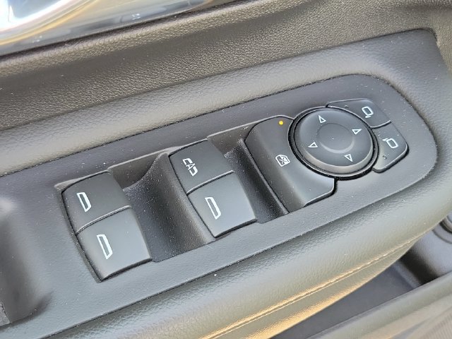 Certified 2024 GMC Terrain SLT AWD/4WD image 29