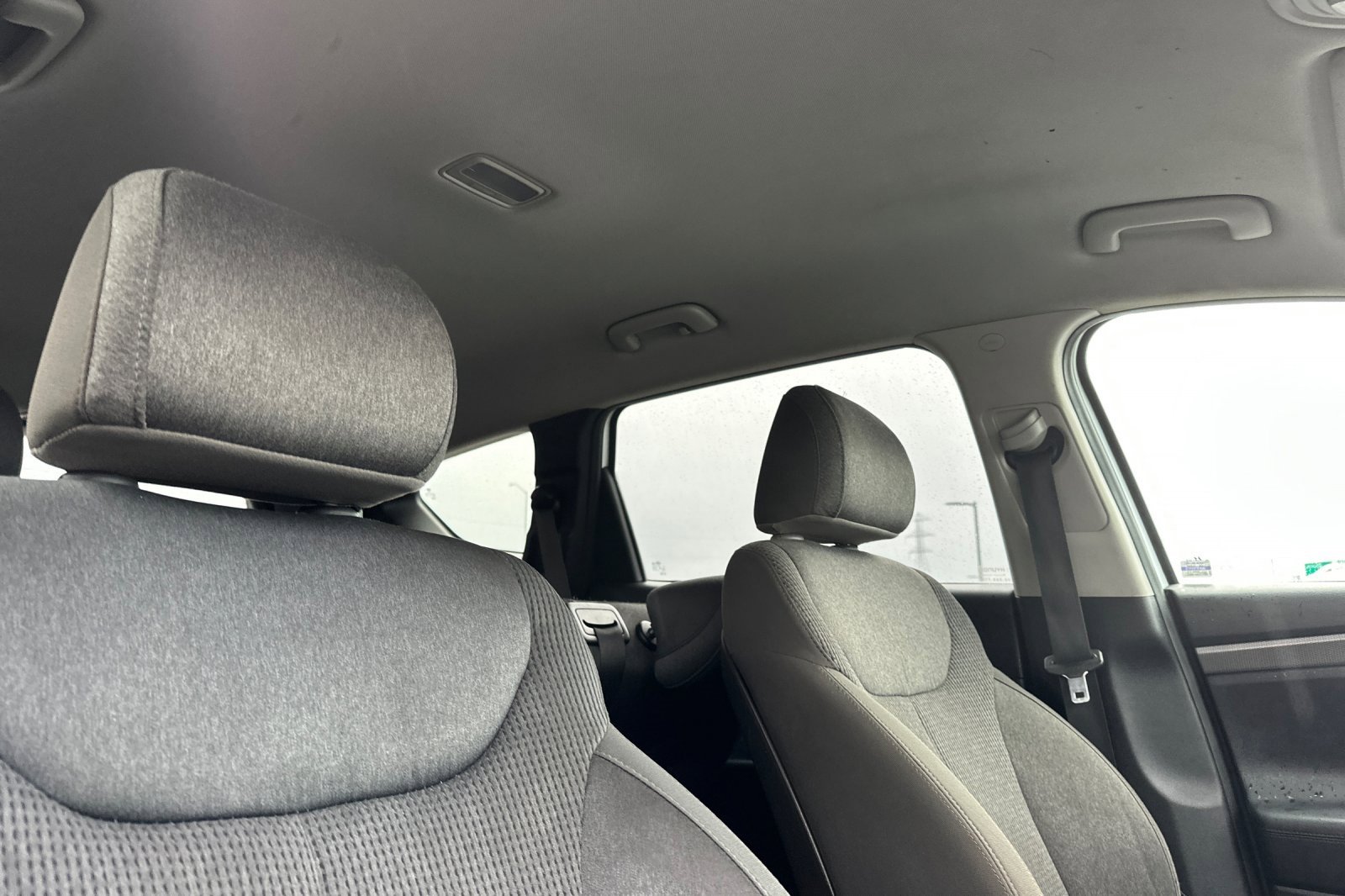 Used 2019 Hyundai Santa Fe SE image 18