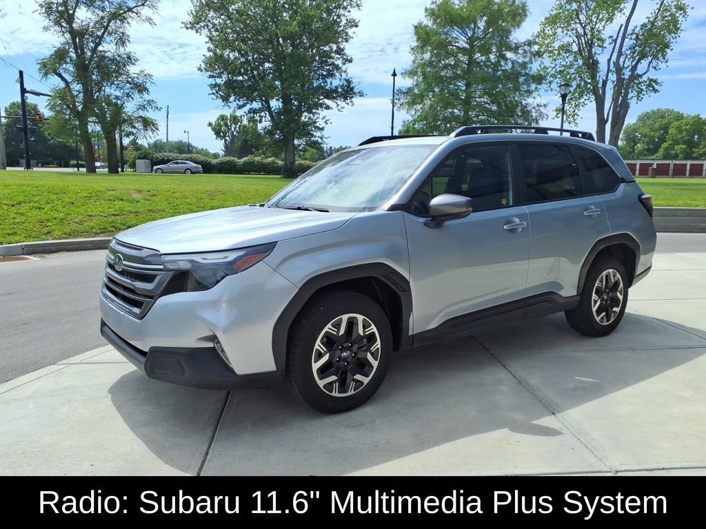 Used 2025 Subaru Forester Premium AWD/4WD image 3