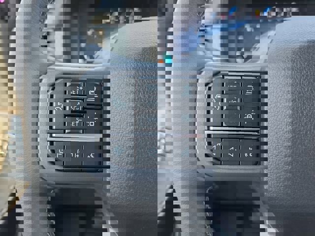 Used 2026 Ford F150 Lariat w/ Equipment Group 501A Mid image 19