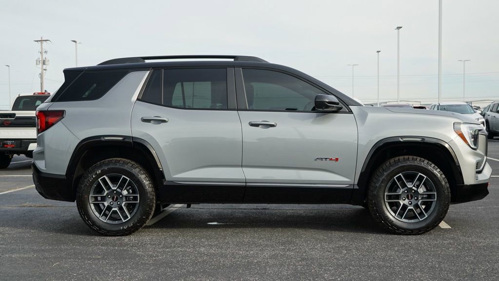 Used 2026 GMC Terrain AT4 w/ Convenience Package III image 4