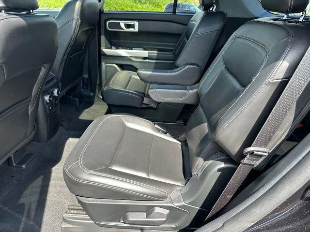 Certified 2023 Ford Explorer XLT w/ Equipment Group 202A AWD/4WD image 16