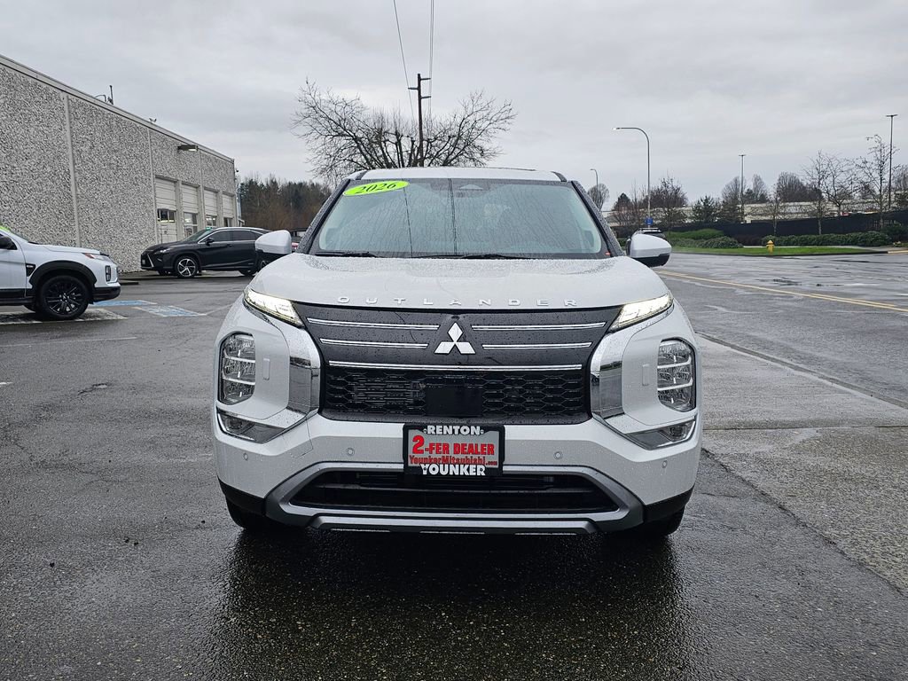 New 2026 Mitsubishi Outlander SE image 2