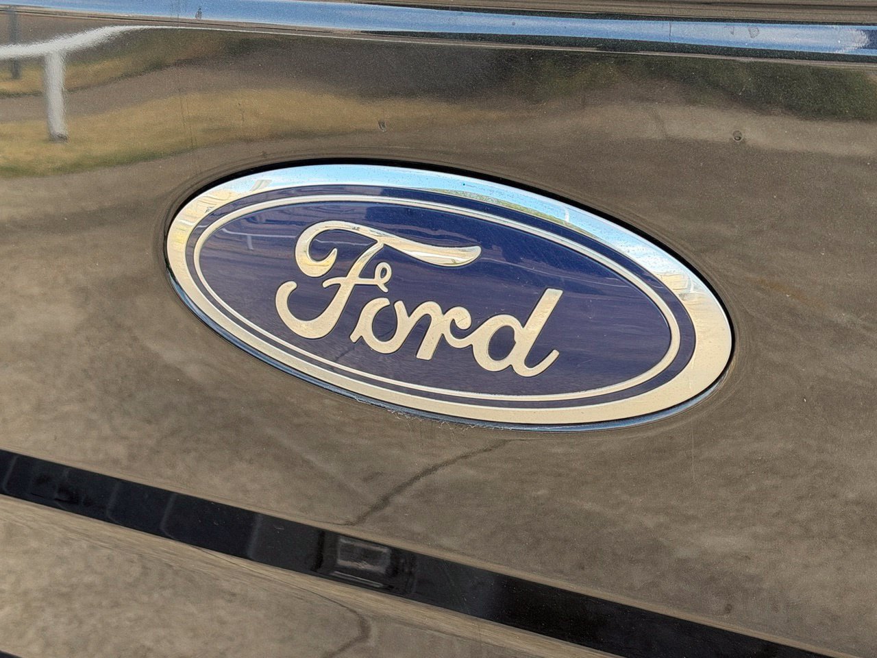Used 2015 Ford F150 XLT w/ Equipment Group 301A Mid RWD image 7