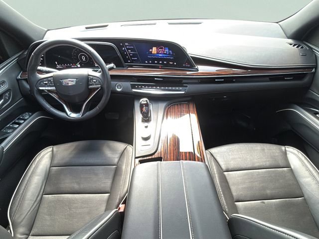 Certified 2022 Cadillac Escalade Premium Luxury image 32