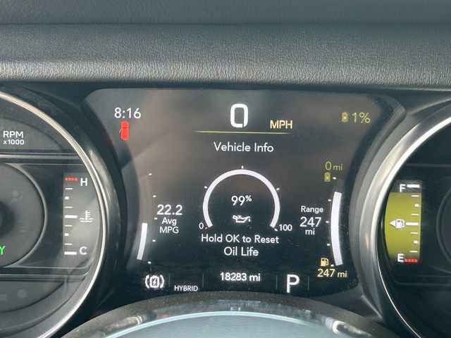 Used 2023 Jeep Wrangler Unlimited Sahara AWD/4WD image 30