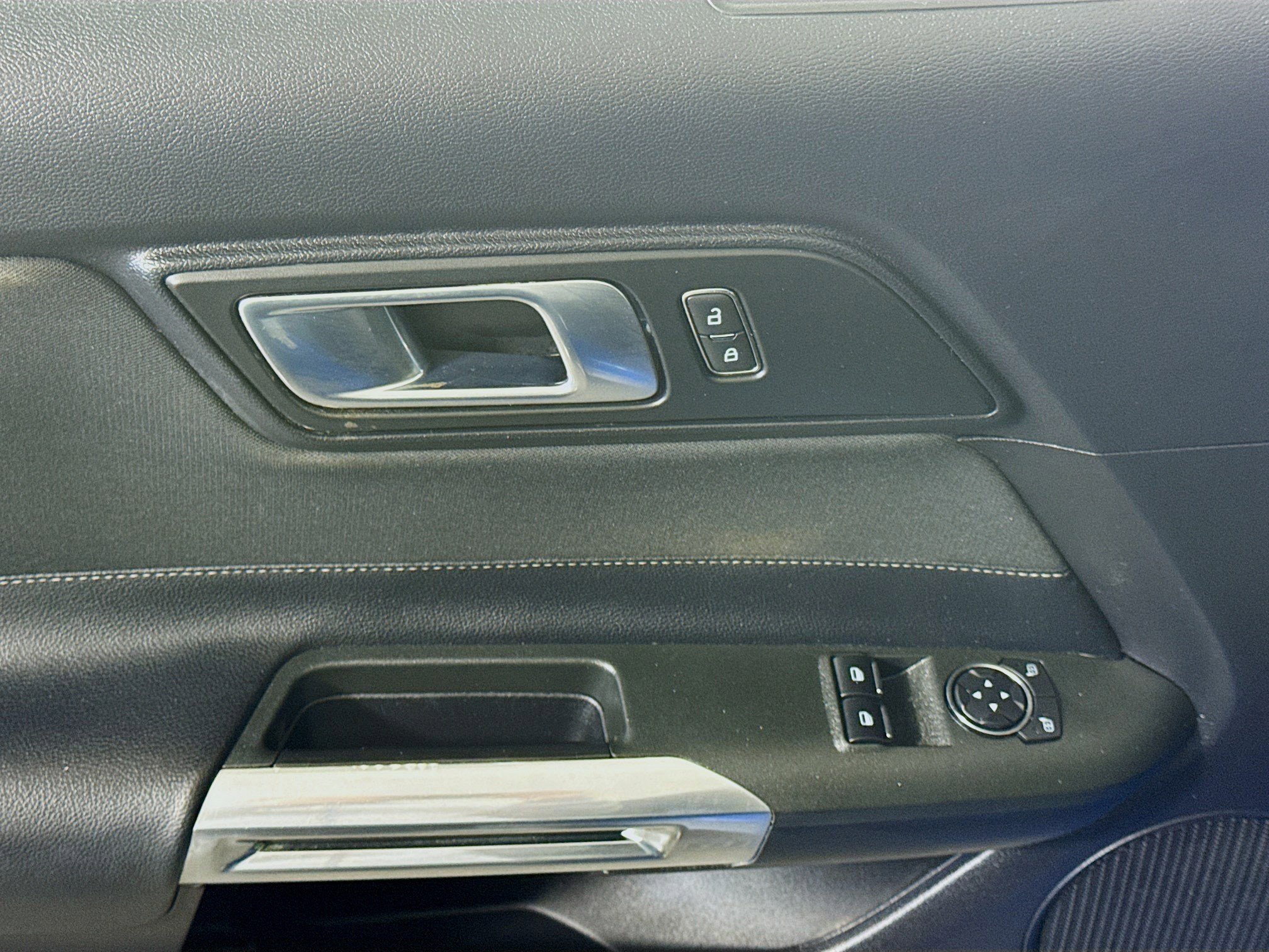 Used 2019 Ford Mustang EcoBoost w/ Wheel & Stripe Package image 24