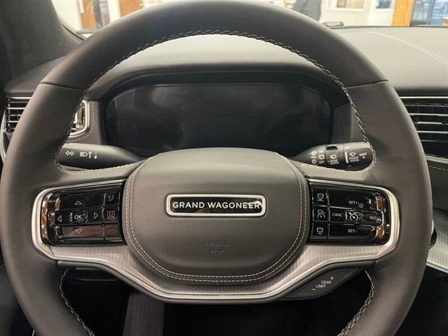 New 2023 Jeep Grand Wagoneer Series II w/ Premium Group II AWD/4WD image 9