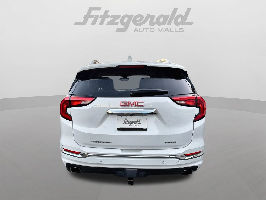 Used 2019 GMC Terrain Denali w/ Advanced Safety Package AWD/4WD image 17