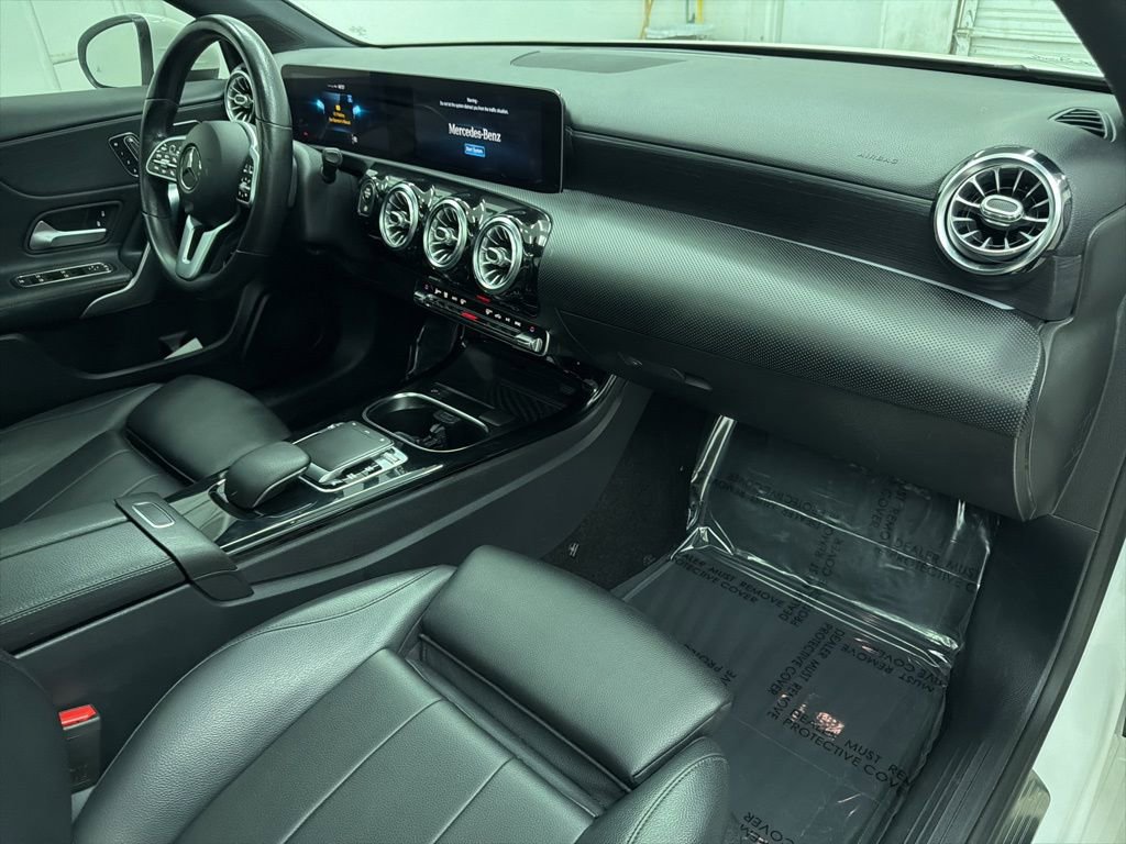 Used 2019 Mercedes-Benz A 220 image 28