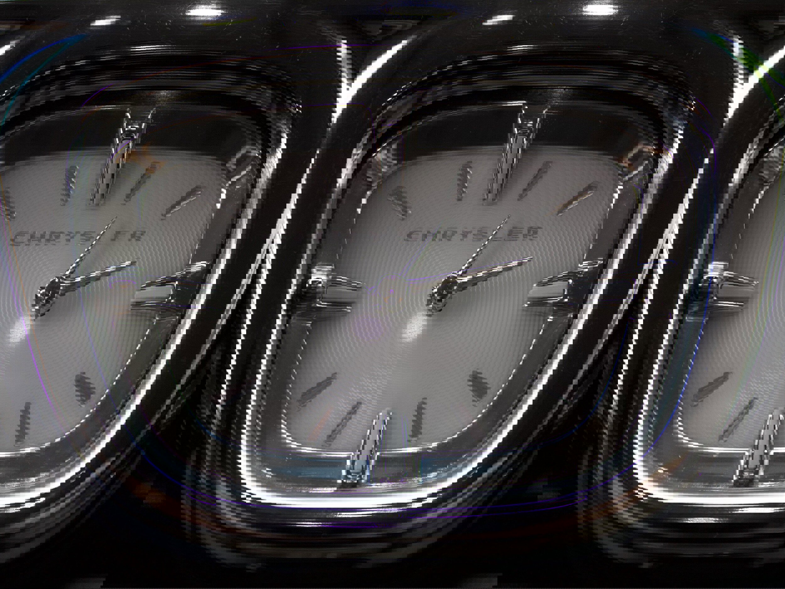 Used 2015 Chrysler Town & Country Touring image 22