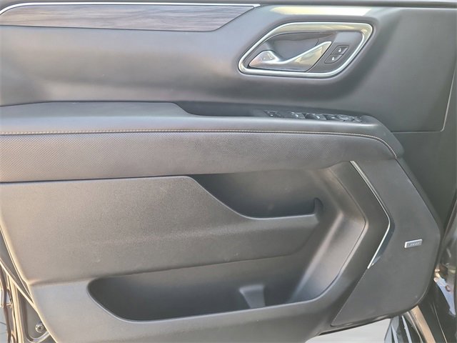 Used 2024 GMC Yukon XL SLT image 22