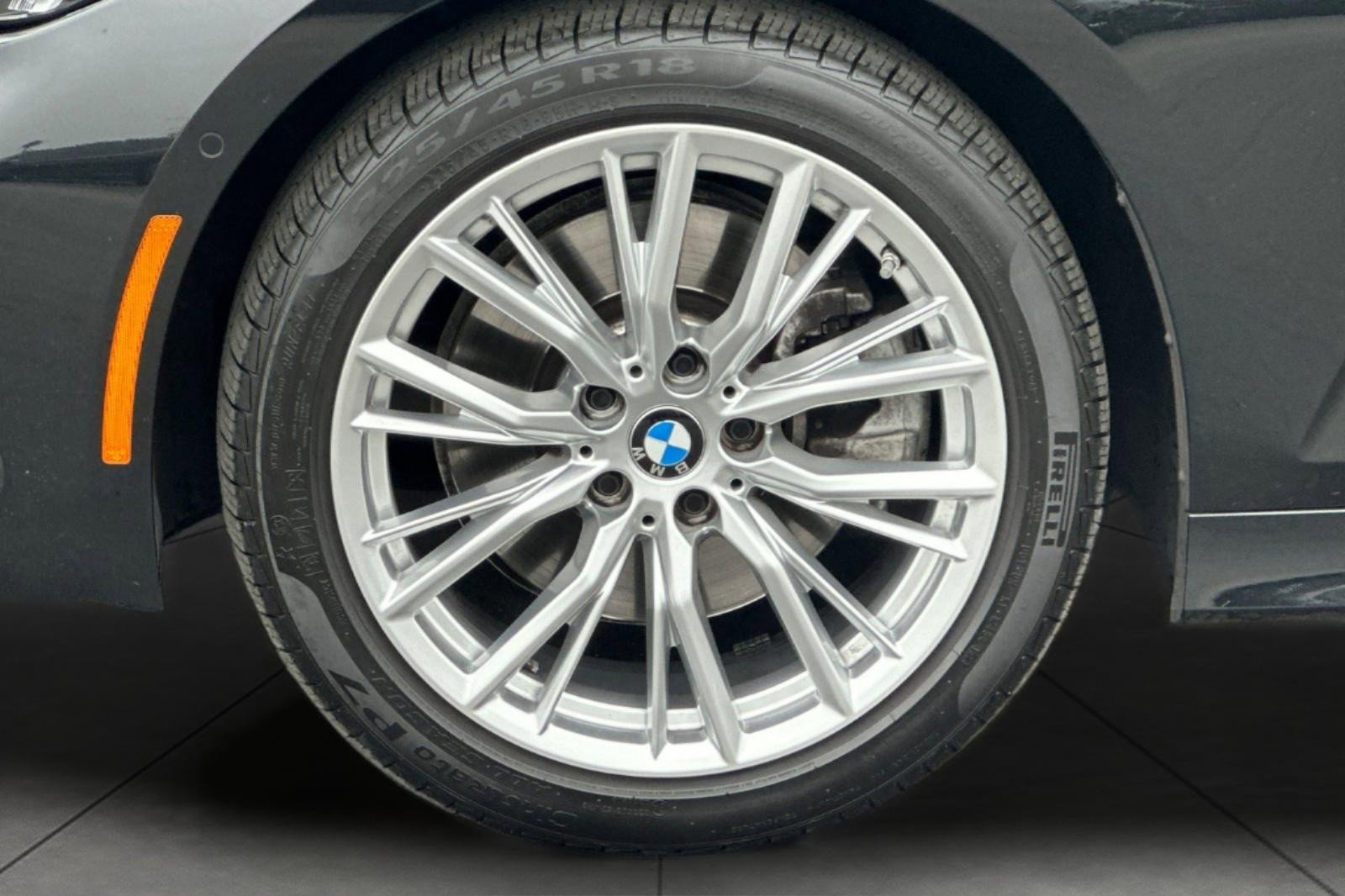 Used 2023 BMW 330i Sedan w/ Premium Package RWD image 25