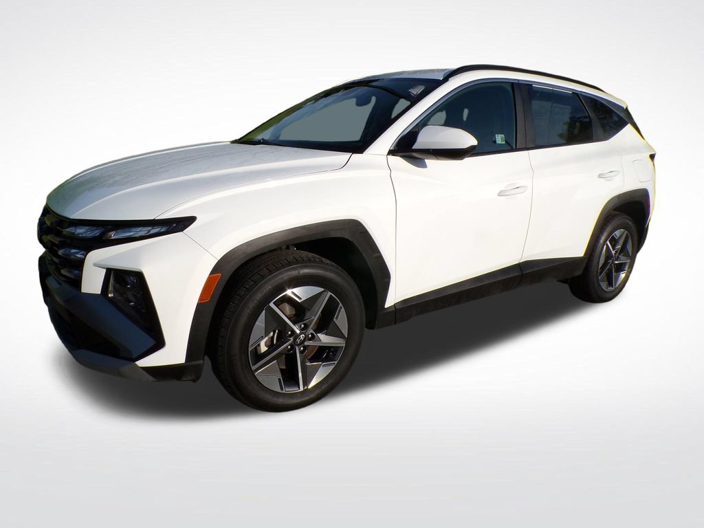 Certified 2025 Hyundai Tucson SEL AWD/4WD image 2