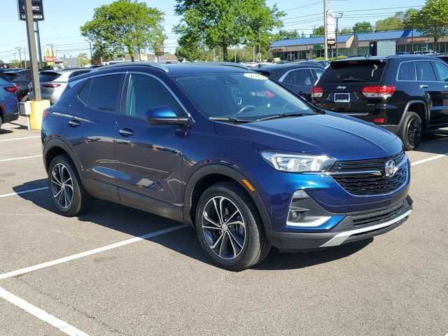 Certified 2023 Buick Encore GX Select FWD image 2