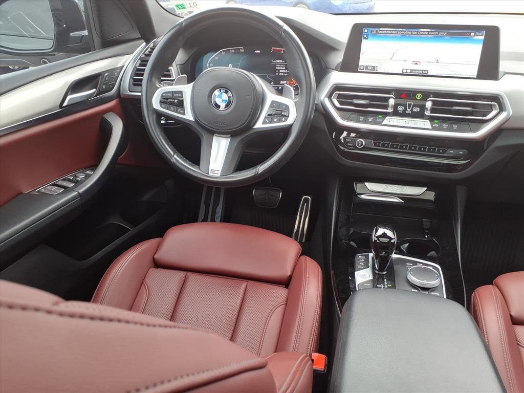 Used 2023 BMW X3 sDrive30i w/ M Sport Package image 4