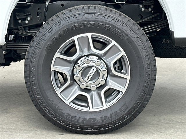 New 2025 Ford F250 Lariat w/ Lariat Ultimate Package image 41