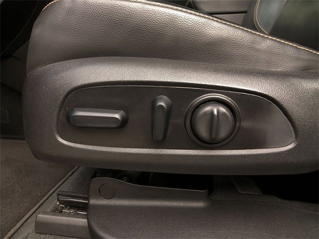 Certified 2021 Chevrolet Traverse RS image 20