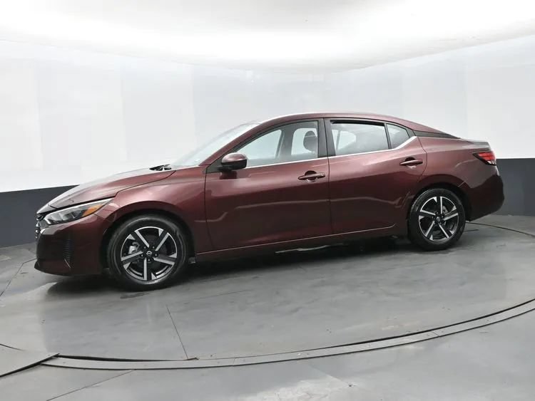 Used 2025 Nissan Sentra SV FWD image 5