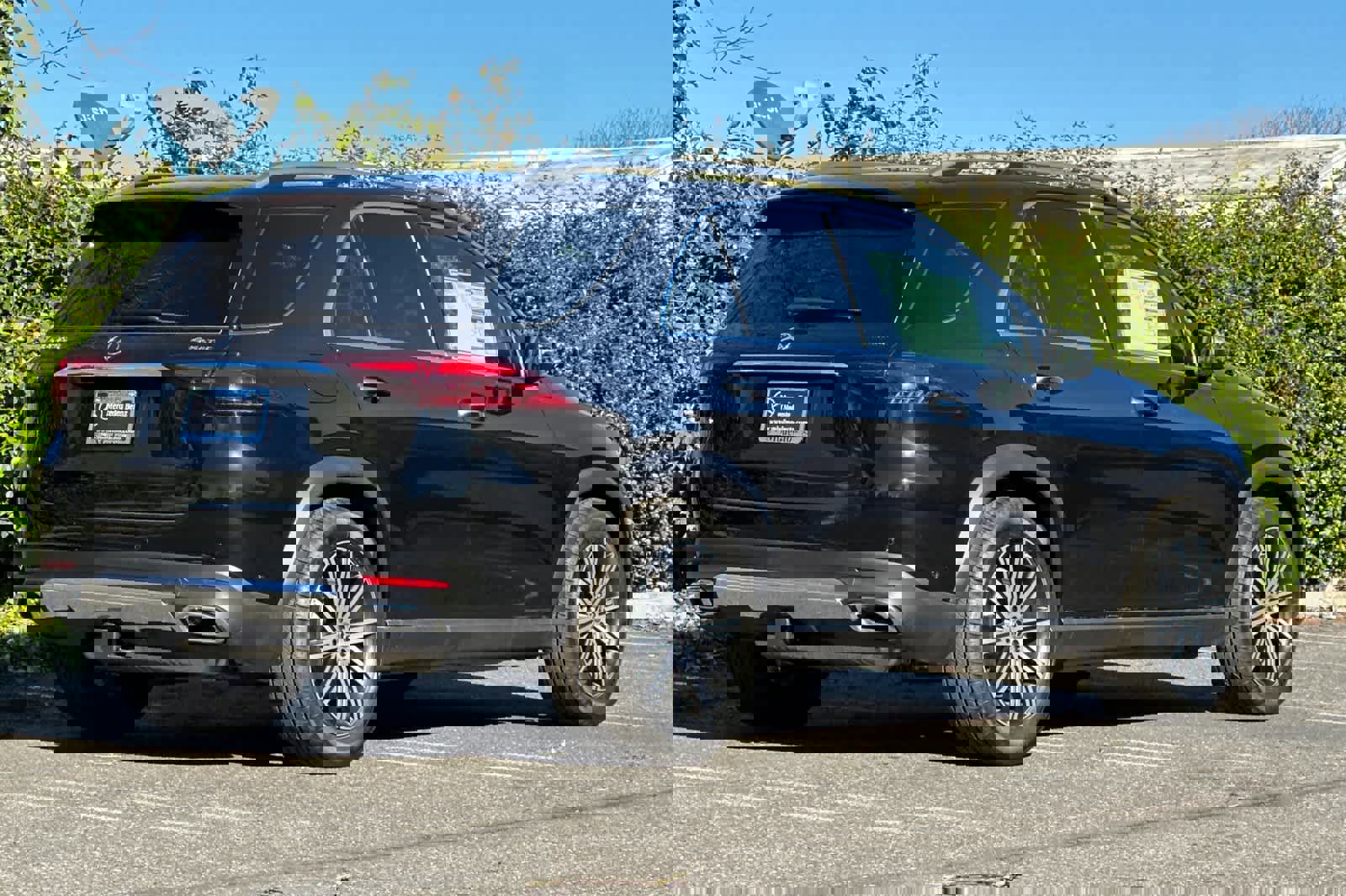 New 2026 Mercedes-Benz GLE 350 4MATIC image 3