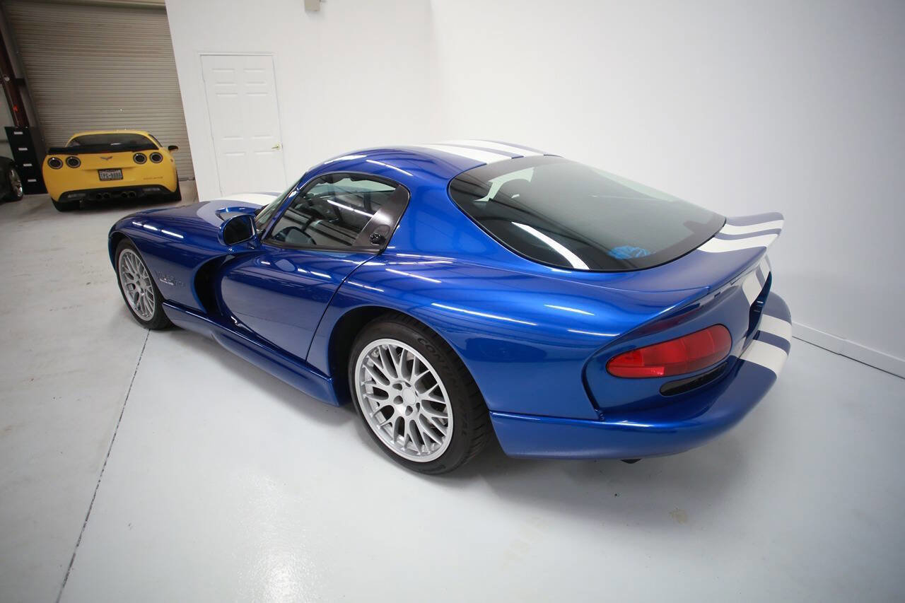 Used 1997 Dodge Viper GTS RWD image 13