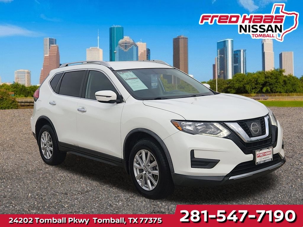 Used 2017 Nissan Rogue SV AWD/4WD image 1