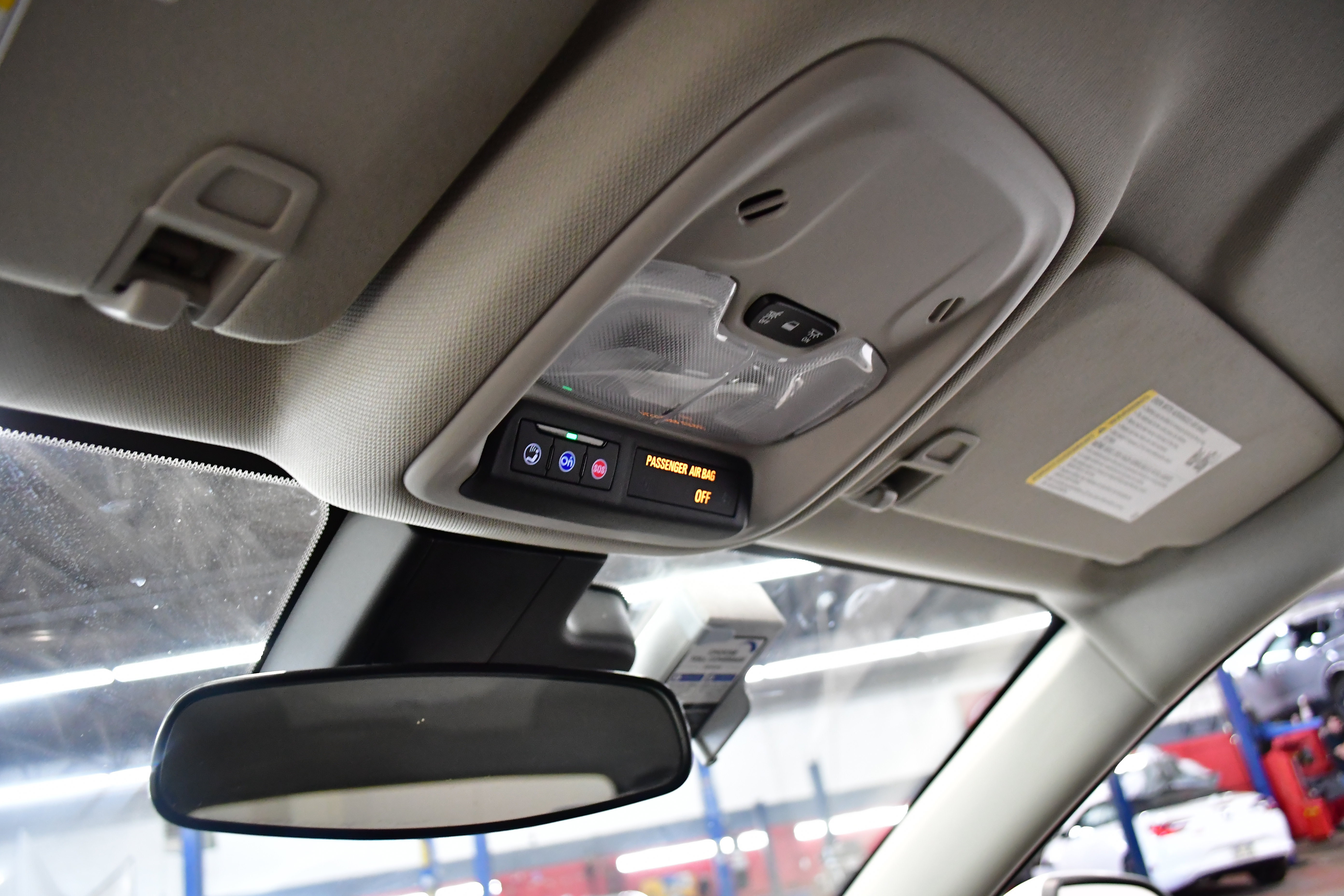 Used 2025 Buick Encore GX Preferred image 30