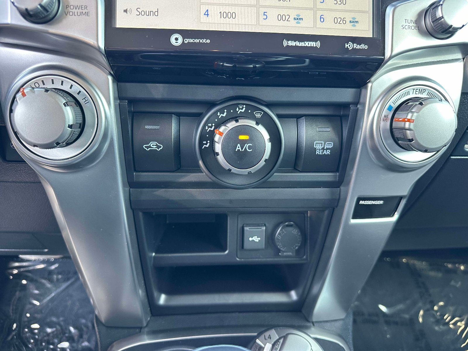 Used 2024 Toyota 4Runner SR5 Premium w/ Moonroof Package image 12