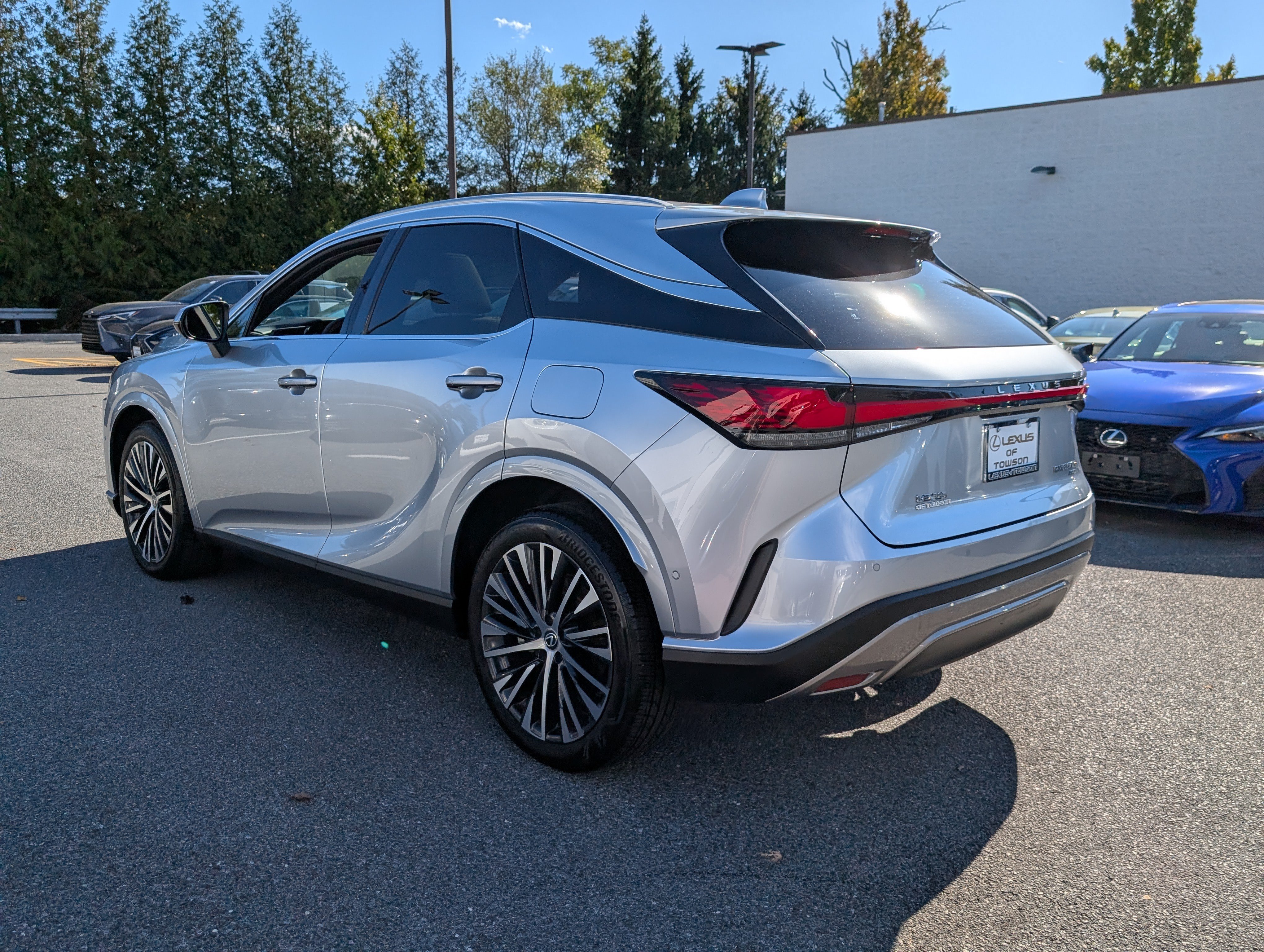 Used 2025 Lexus RX 350 w/ Convenience Package AWD/4WD image 5