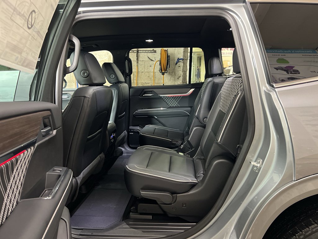 New 2026 GMC Acadia Denali w/ Super Cruise Package image 13