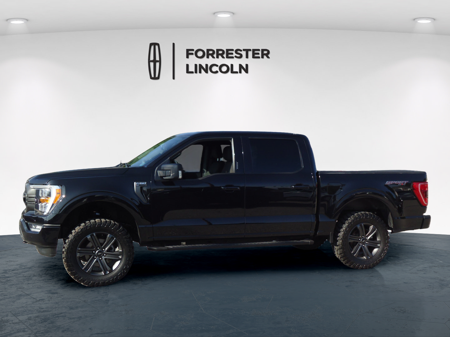 Used 2023 Ford F150 XLT w/ Equipment Group 302A High AWD/4WD image 6